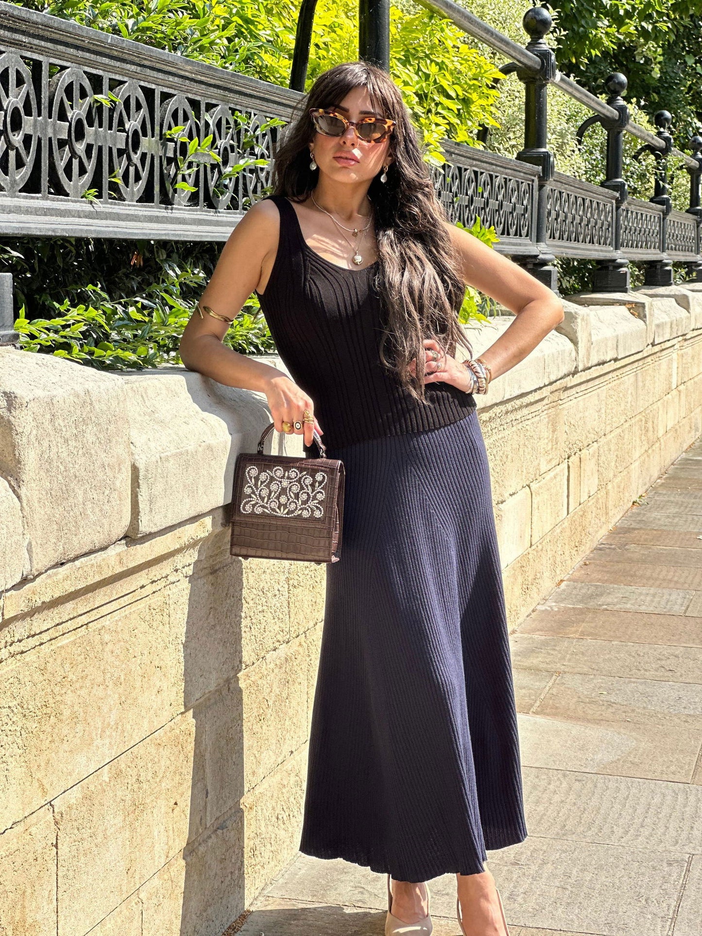 Everyday Wear Fitted Stylish Light Sleeveless Black Ribbed Summer Top - AALKAMI.London