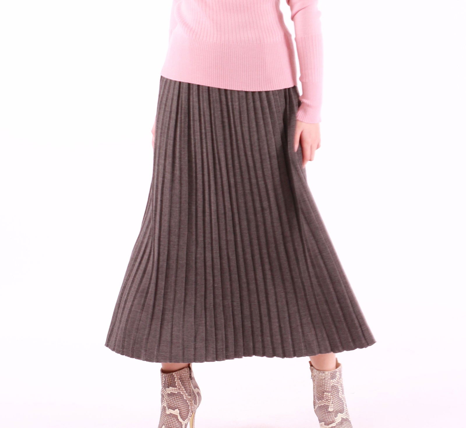 Women’s Pleated Knitted Skirt