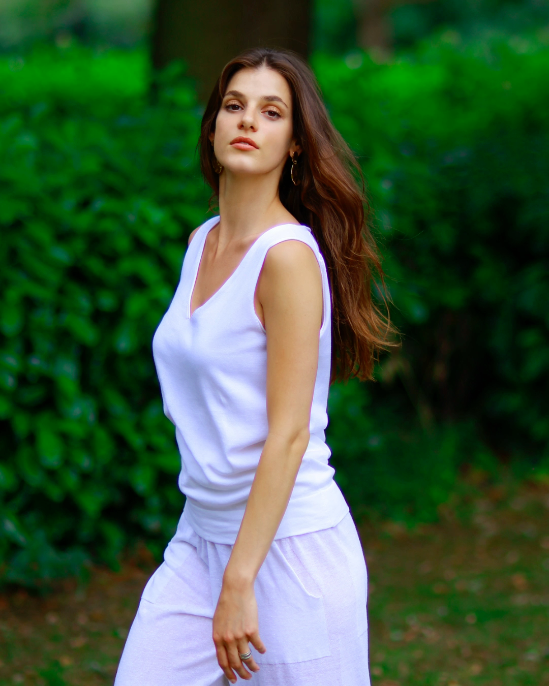 Sleeveless V-Neck Lightweight Relaxed Fit Cotton Summer Top - AALKAMI.London 