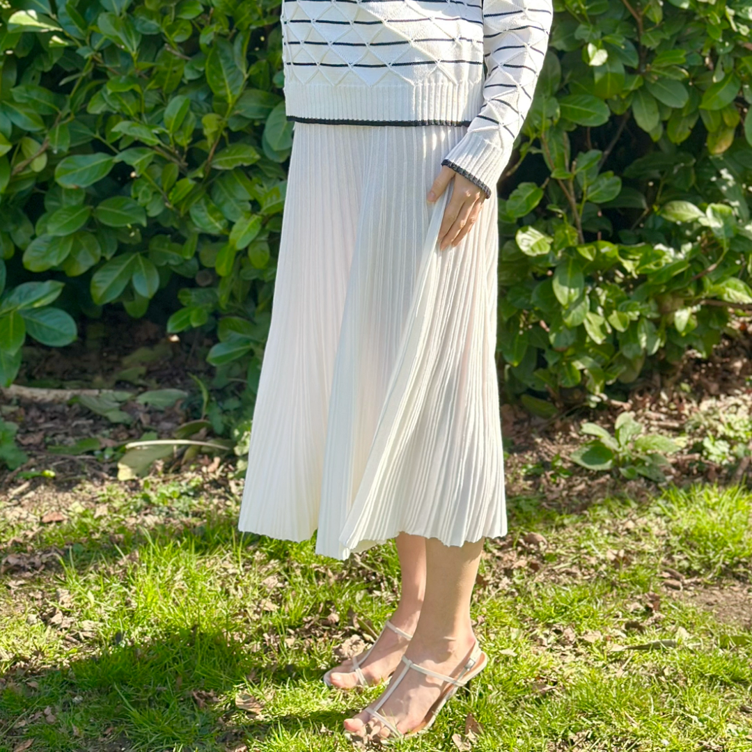 Airy Classic Knitted Soft Cotton White Ribbed MIDI Summer Skirt - AALKAMI.London