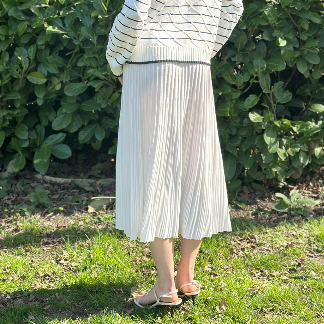 Elegant Style A-Line Design Soft Cotton White Ribbed MIDI Summer Skirt - AALKAMI.London