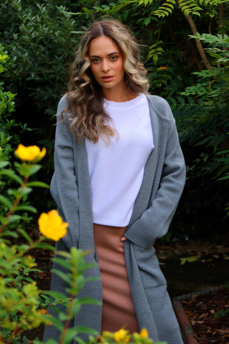Grey_Wool_Coat_and_white_sweater_with_caramel_knitted_skirt