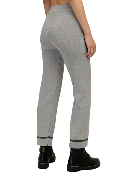 Women’s Casual Knitted Trousers - AALKAMI.London