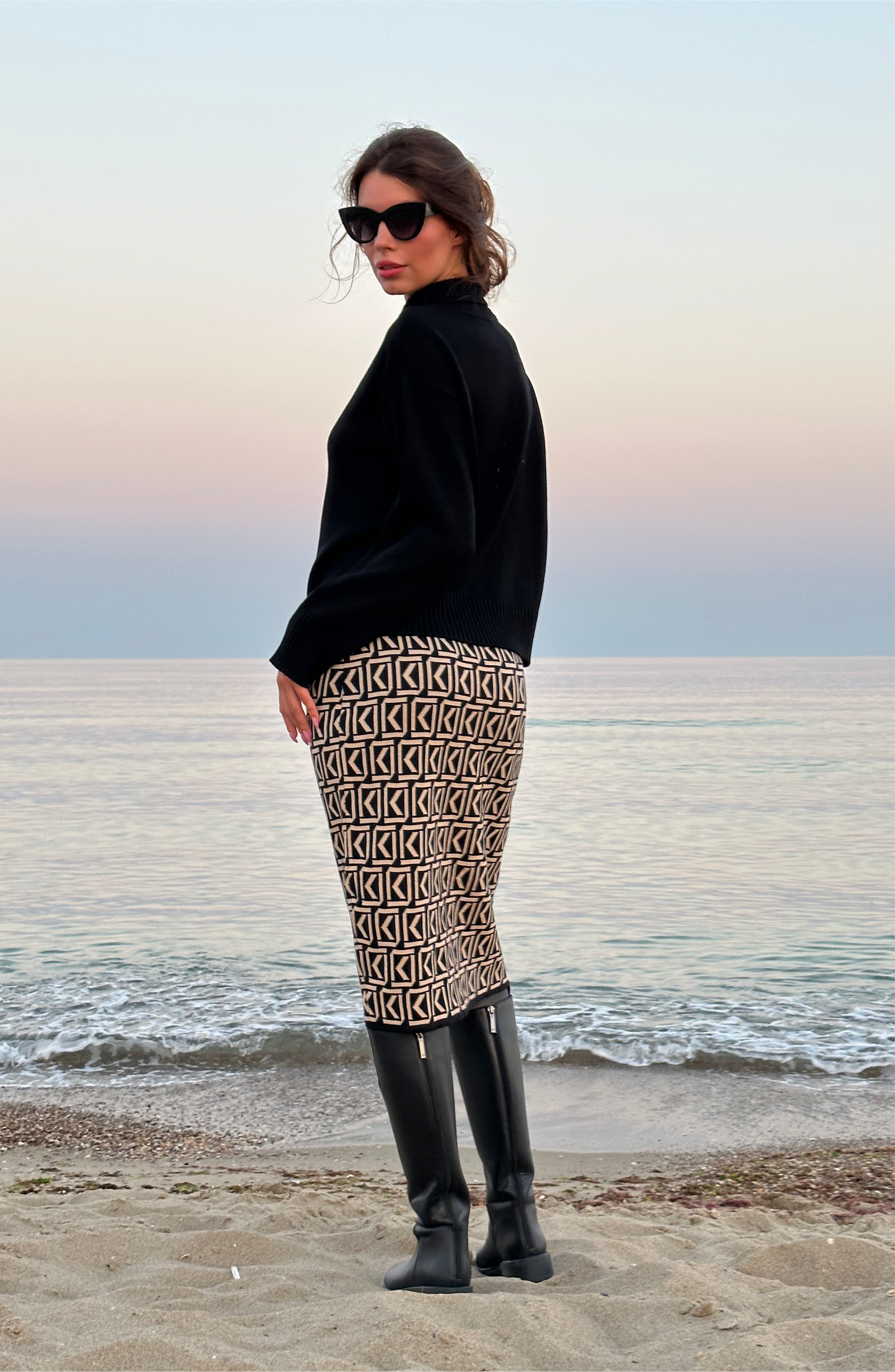 Women’s Wool Knitted Print Skirt - AALKAMI.London